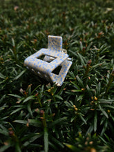 Lade das Bild in den Galerie-Viewer, Lili Dolphin