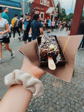 Lade das Bild in den Galerie-Viewer, Have courage