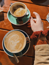 Lade das Bild in den Galerie-Viewer, Romy
