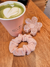 Lade das Bild in den Galerie-Viewer, Rosa
