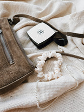 Lade das Bild in den Galerie-Viewer, Vanilla Girl mini Seide
