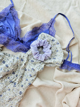 Lade das Bild in den Galerie-Viewer, Purple Rain
