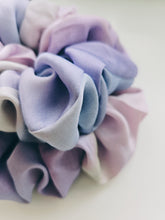 Lade das Bild in den Galerie-Viewer, Lila
