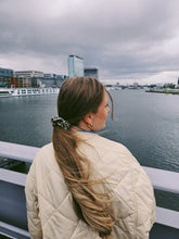 Lade das Bild in den Galerie-Viewer, Emma

