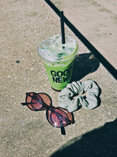 Lade das Bild in den Galerie-Viewer, Alva
