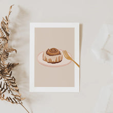 Lade das Bild in den Galerie-Viewer, Cinnamon Roll Karte
