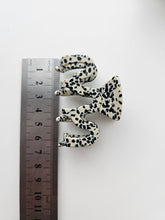 Lade das Bild in den Galerie-Viewer, Wavie Dotty
