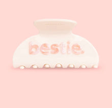 Lade das Bild in den Galerie-Viewer, Bestie
