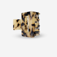 Lade das Bild in den Galerie-Viewer, Millane Leo
